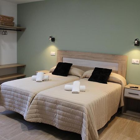 Pension Albergue O Pedregal Lourenza Zewnętrze zdjęcie
