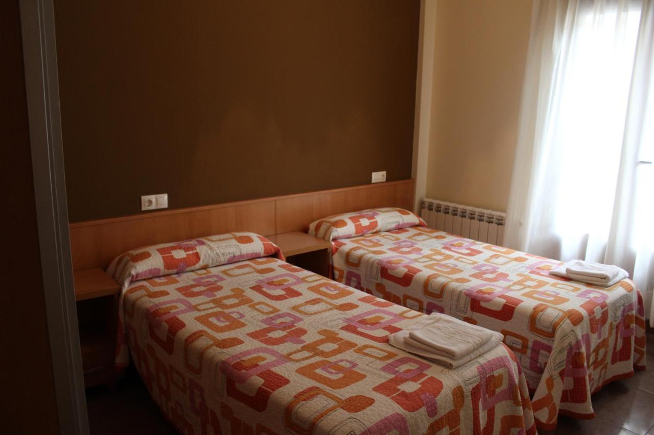 Pension Albergue O Pedregal Lourenza Zewnętrze zdjęcie